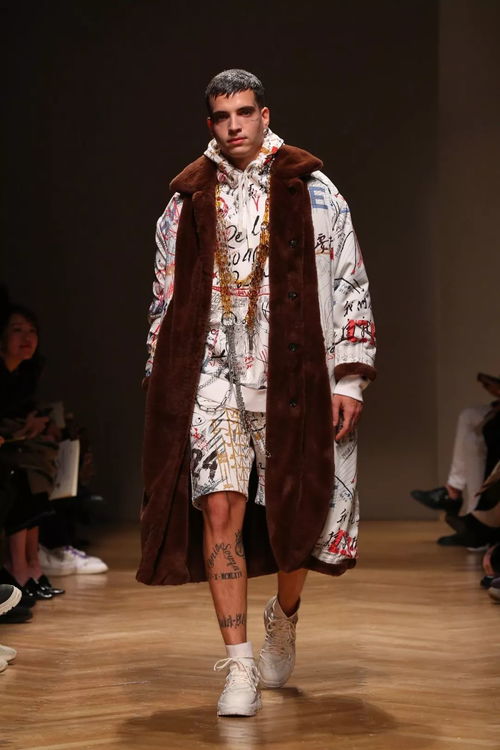 成为米兰秀场最红的国潮品牌,马克华菲做了什么