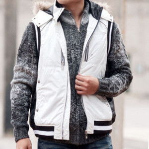 马克华菲100骆子毛带帽马夹——时尚与温暖的完美结合